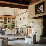 Historic Mansion In The Heart Of Provence Дом отдыха *