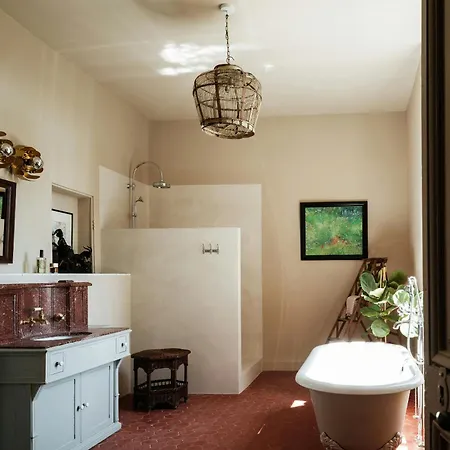 Historic Mansion In The Heart Of Provence *