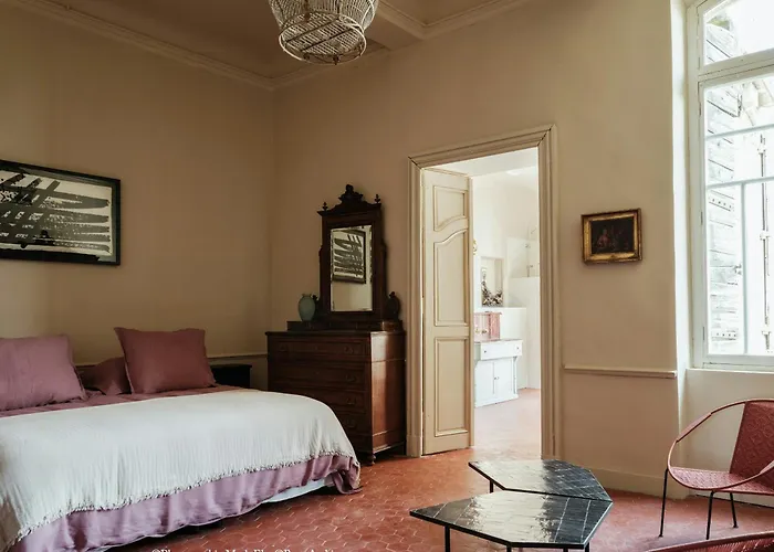 Holiday home Historic Mansion In The Heart Of Provence Saint-Laurent-de-Brevedent